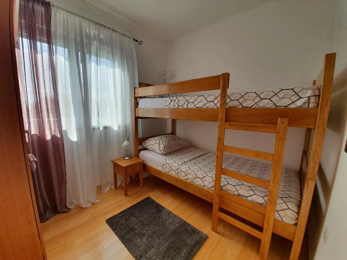 Alex Apartment Medulin